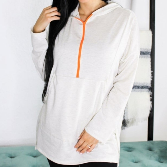 NWOT Eldridge brand long-sleeve hoodie with kangaroo pocket size 1xl - Picture 1 of 7